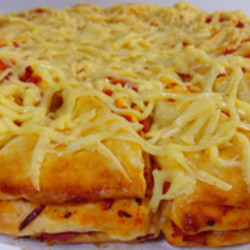 Пирог из слоеного теста