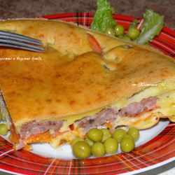 Настоящая палочка-выручалочка для хозяек - заливной пирог с капустой и фаршем