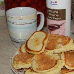 Нежные творожные оладьи - дети сметают со стола!