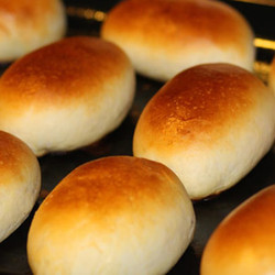 Рецепт пирожков из дрожжевого теста, приготовленных в духовке, которые отлично получаются всегда