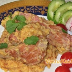 Каша гороховая с копченостями