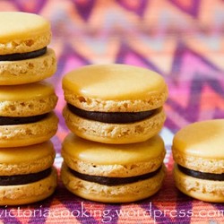 Шоколадно-банановые макарон / Macaron chocolat et banane