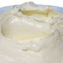 Рецепты глазури из сахарной пудры. С яйцами, водой, молоком, сливками и не только