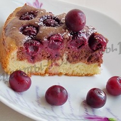 Бисквит с вишней двухцветный Вишневая волна.