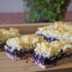 Черничный пирог с кокосовым штрейзелем