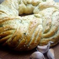 Чесночный венок