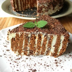 Торт "Полосатый" без выпечки