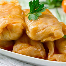 Голубцы с рисом и сельдереем: пошаговый рецепт с фото - Smak.ua