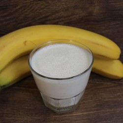 Пьют даже дети. Не перестаю восхищаться этим напитком