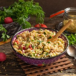 Табуле с курицей — вкусный салат с булгуром