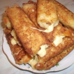 Картофельные трубочки с сырной начинкой