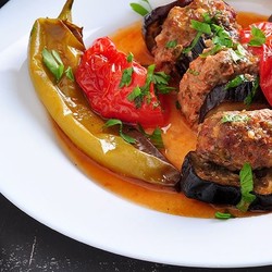 Турецкая кухня: Запеченный кебаб с баклажанами (Patlican Kebabi )
