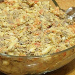 Салат с печенью: вкусный вариант разнообразить торжественный стол