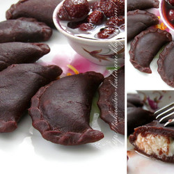 Шоколадные вареники с творогом