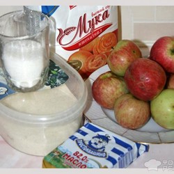 Рецепт: Насыпной яблочный пирог | с молоком