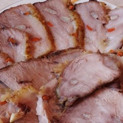 Буженина в фольге в маринаде из меда и горчицы