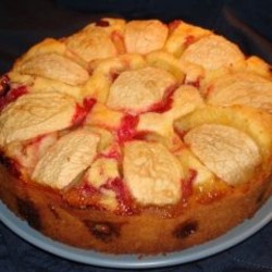 Шарлотка с вареньем