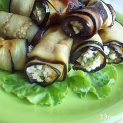 Рулетики из баклажанов с сыром, чесноком и грецкими орехами