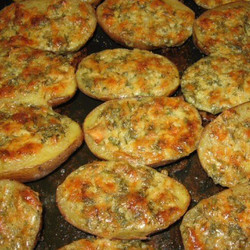 Ароматная чесночная картошка