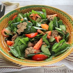 Салат со шпинатом и тунцом