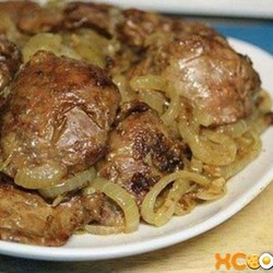 Печень куриная жареная с луком 
