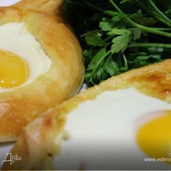 Хачапури по-аджарски