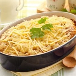 Пирог на кефире с рыбными консервами