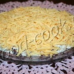 Салат с курицей и фасолью (консерв.)