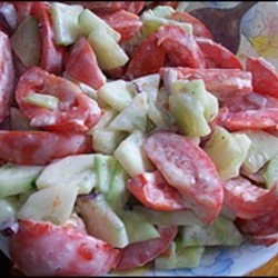 Салат из огурцов и помидор