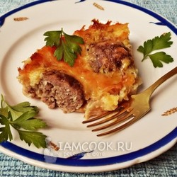 Пирог из кабачков с фрикадельками