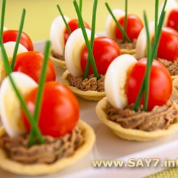 Тарталетки с печеночным муссом