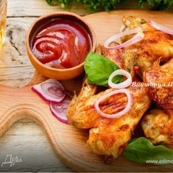 Запеченные чесночные куриные крылья