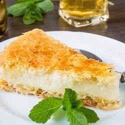 Восточный пирог с заварным кремом  Полный текст: https://www.vkusnyblog.ru/recipe/vostochnyj-pirog-s-zavarnym-kremom/