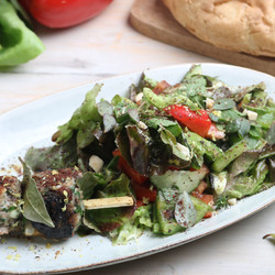 Köfte mit Sumach-Salat 