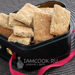 Полезные крекеры из цельнозерновой муки