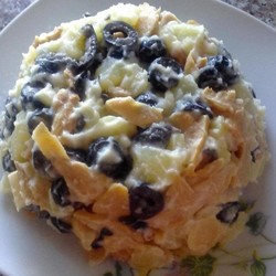 салат из грибов,маслин и картошки