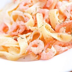 Паста с креветками в сливочном соусе