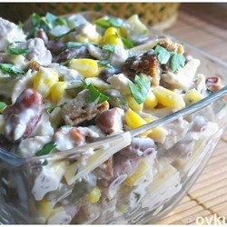 С курицей, фасолью и сыром