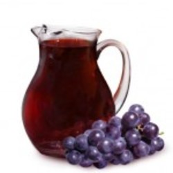 домашнее вино из винограда (красного или белого)