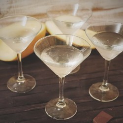 крепкая настойка из дыни