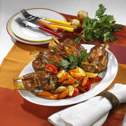 Kleine Haxen auf Schmorgemüse