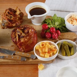 Schweinshaxen mit Biersauce