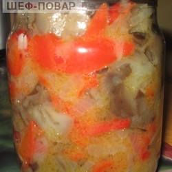 Салат з опеньок та болгарським перцем