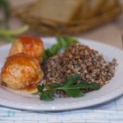 Тефтели, тушеные с капустой Уютный уголок