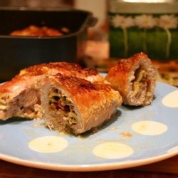 Рулетики из свинины, запеченные в духовке