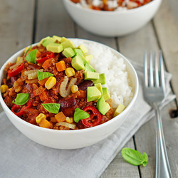 Чили кон карне