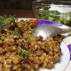 Перловка с тушенкой по-армейски