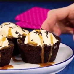 Брауни с мороженым 