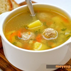 Суп с куриными фрикадельками