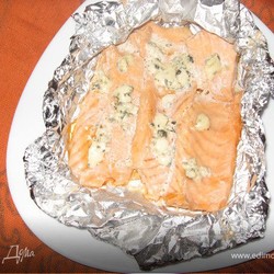 Рыба, запеченная с сыром